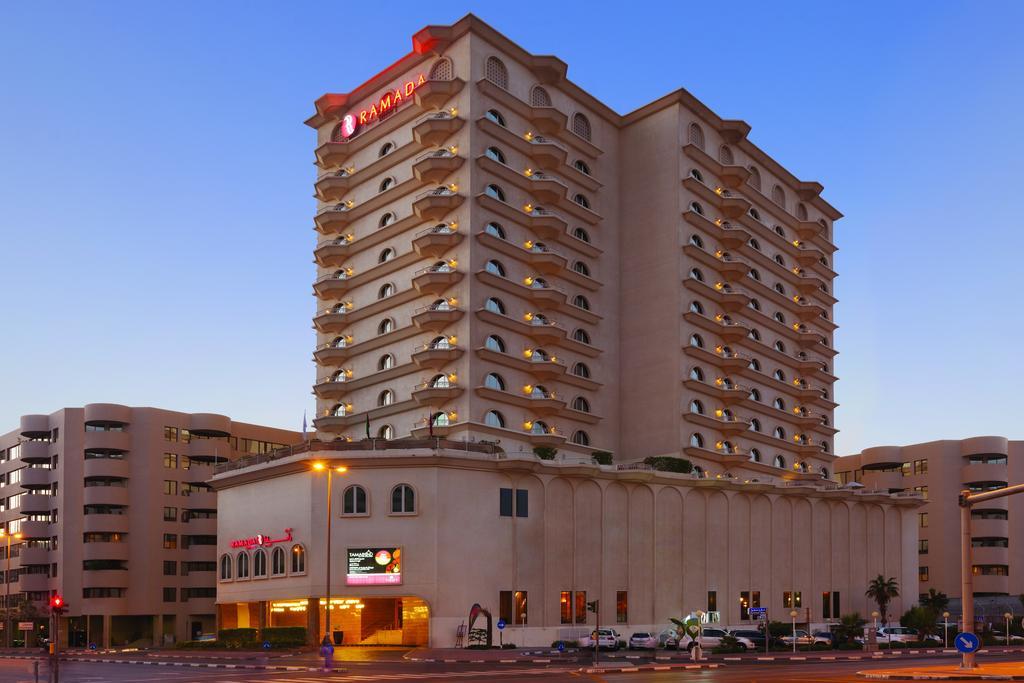 Ramada Dubai Hotel Exterior photo