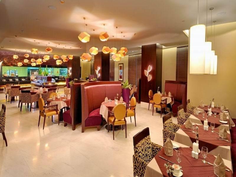 Ramada Dubai Hotel Restaurant photo