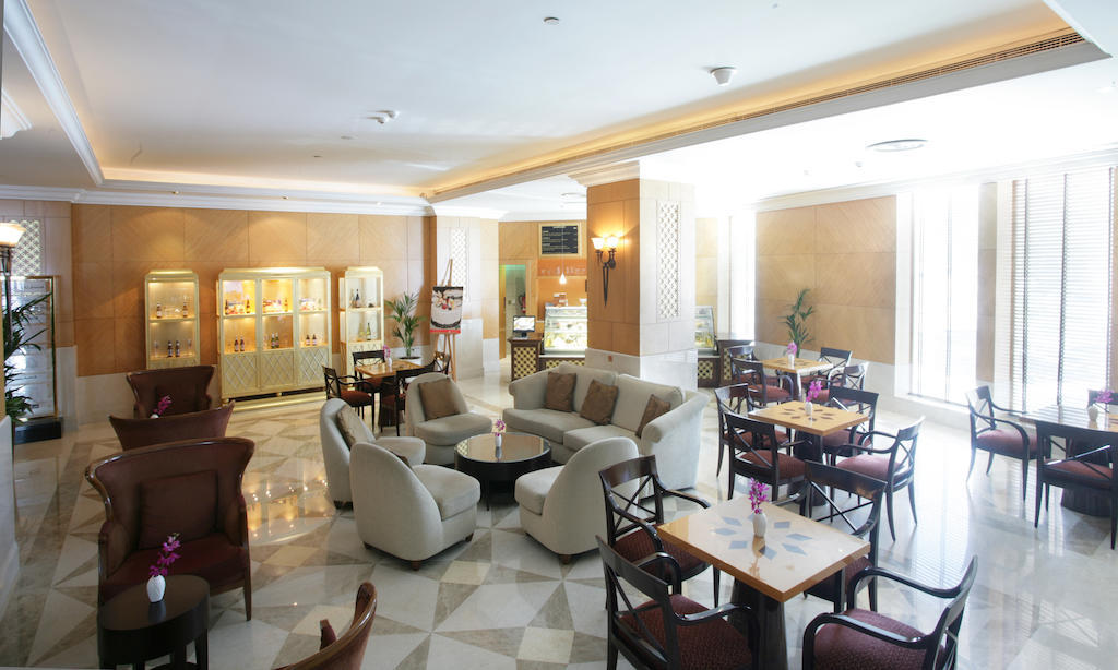 Ramada Dubai Hotel Exterior photo