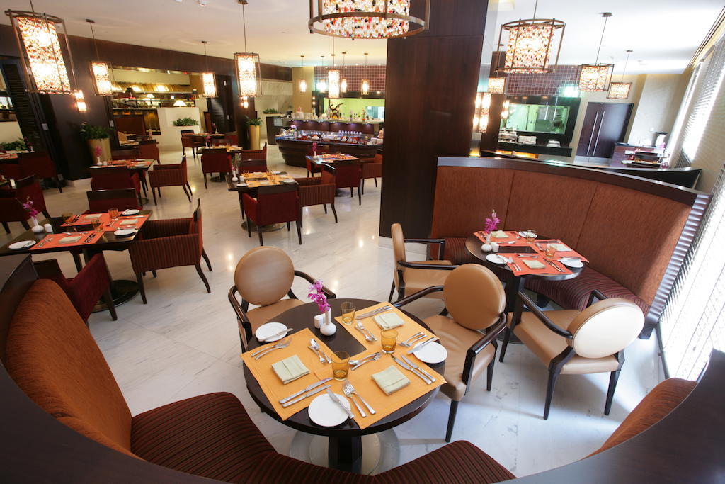 Ramada Dubai Hotel Exterior photo